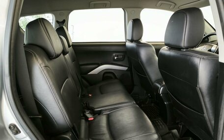 Mitsubishi Outlander III рестайлинг 3, 2010 год, 1 050 000 рублей, 12 фотография