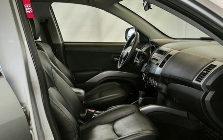 Mitsubishi Outlander III рестайлинг 3, 2010 год, 1 050 000 рублей, 11 фотография