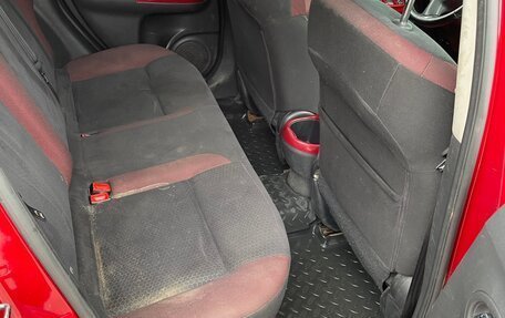 Nissan Juke II, 2011 год, 820 000 рублей, 11 фотография