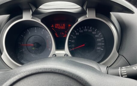 Nissan Juke II, 2011 год, 820 000 рублей, 13 фотография