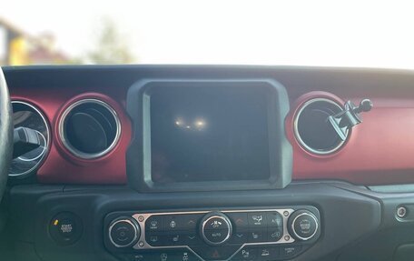 Jeep Wrangler, 2020 год, 4 600 000 рублей, 22 фотография