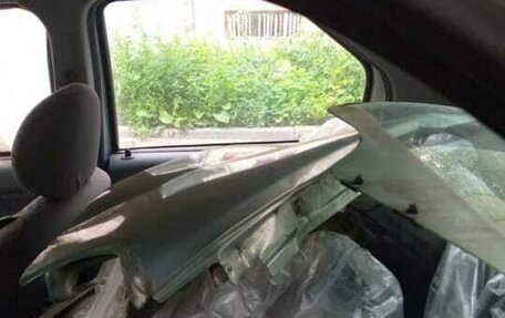 Renault Logan I, 2006 год, 200 000 рублей, 6 фотография