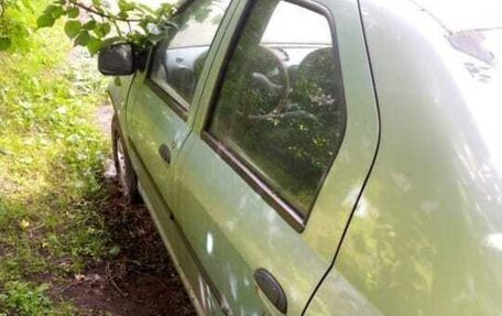 Renault Logan I, 2006 год, 200 000 рублей, 5 фотография