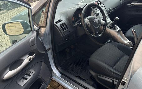 Toyota Auris II, 2008 год, 720 000 рублей, 10 фотография