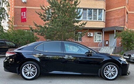 Toyota Camry, 2020 год, 3 330 000 рублей, 5 фотография
