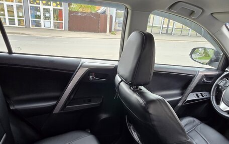 Toyota RAV4, 2019 год, 2 600 000 рублей, 8 фотография