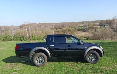 Mitsubishi L200 IV рестайлинг, 2015 год, 1 350 000 рублей, 18 фотография