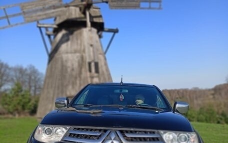 Mitsubishi L200 IV рестайлинг, 2015 год, 1 350 000 рублей, 15 фотография