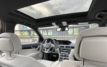 Mercedes-Benz C-Класс, 2011 год, 1 600 000 рублей, 13 фотография