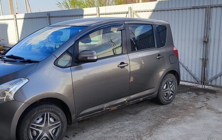 Toyota Ractis I, 2007 год, 400 000 рублей, 3 фотография
