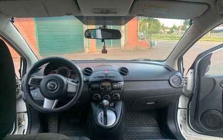 Mazda 2 III, 2013 год, 780 000 рублей, 6 фотография