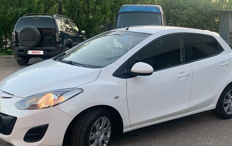 Mazda 2 III, 2013 год, 780 000 рублей, 4 фотография