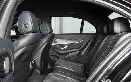Mercedes-Benz E-Класс, 2020 год, 3 990 000 рублей, 12 фотография