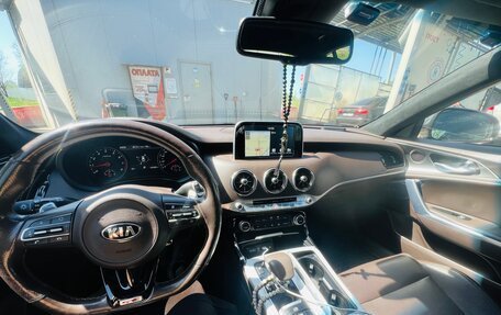 KIA Stinger I, 2018 год, 2 550 000 рублей, 6 фотография