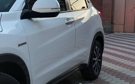 Honda Vezel, 2015 год, 1 430 000 рублей, 3 фотография