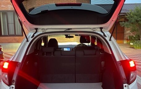 Honda Vezel, 2015 год, 1 430 000 рублей, 10 фотография