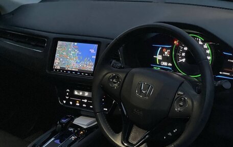 Honda Vezel, 2015 год, 1 430 000 рублей, 8 фотография
