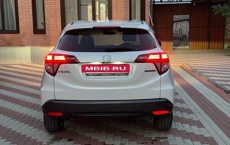 Honda Vezel, 2015 год, 1 430 000 рублей, 4 фотография