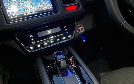 Honda Vezel, 2015 год, 1 430 000 рублей, 11 фотография