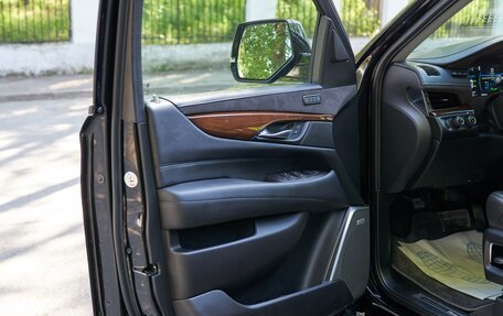Cadillac Escalade IV, 2019 год, 6 000 000 рублей, 12 фотография