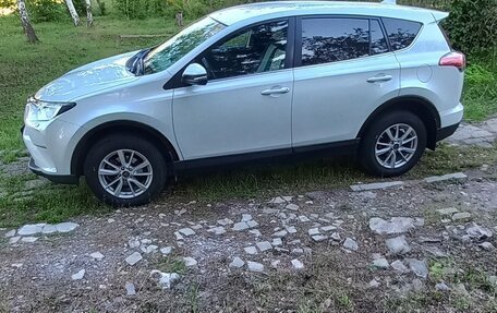 Toyota RAV4, 2019 год, 2 850 000 рублей, 7 фотография