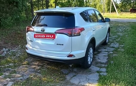 Toyota RAV4, 2019 год, 2 850 000 рублей, 3 фотография