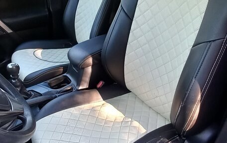 Toyota RAV4, 2019 год, 2 850 000 рублей, 11 фотография
