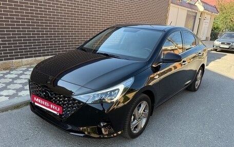 Hyundai Solaris II рестайлинг, 2020 год, 1 800 000 рублей, 2 фотография
