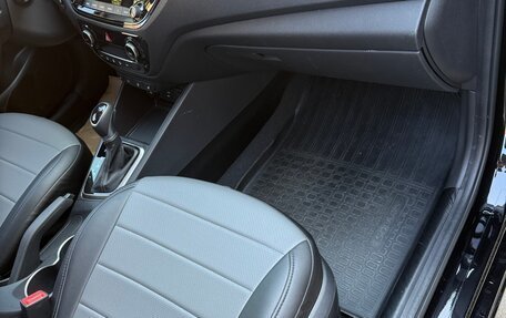 Hyundai Solaris II рестайлинг, 2020 год, 1 800 000 рублей, 8 фотография