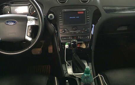 Ford Mondeo IV, 2012 год, 850 000 рублей, 4 фотография