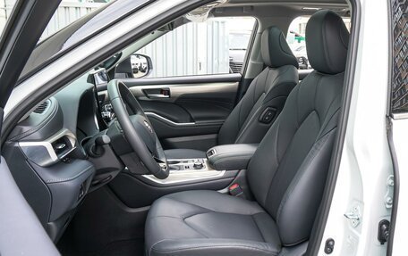Toyota Highlander, 2025 год, 5 750 000 рублей, 11 фотография