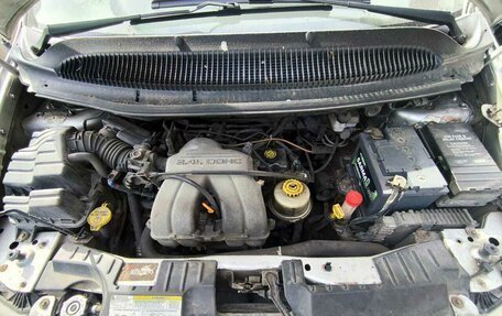 Chrysler Voyager IV, 2001 год, 370 000 рублей, 8 фотография