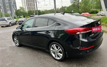 Hyundai Elantra VI рестайлинг, 2018 год, 1 450 000 рублей, 4 фотография
