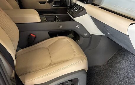 Land Rover Defender II, 2023 год, 12 500 000 рублей, 21 фотография