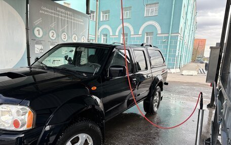 Nissan NP300, 2008 год, 900 000 рублей, 6 фотография