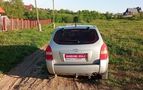 Hyundai Tucson III, 2008 год, 805 000 рублей, 3 фотография