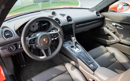Porsche Cayman, 2019 год, 8 500 000 рублей, 19 фотография