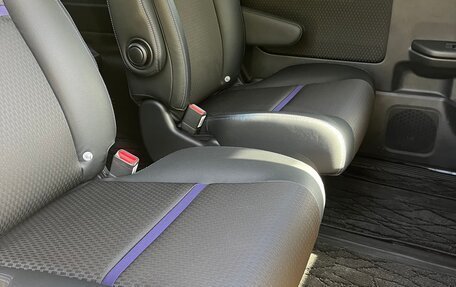 Honda Stepwgn IV, 2019 год, 3 170 000 рублей, 16 фотография