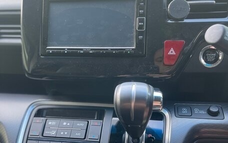 Honda Stepwgn IV, 2019 год, 3 170 000 рублей, 7 фотография