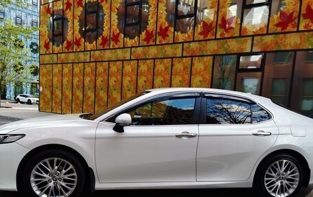 Toyota Camry, 2021 год, 2 390 000 рублей, 7 фотография
