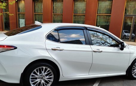 Toyota Camry, 2021 год, 2 390 000 рублей, 13 фотография
