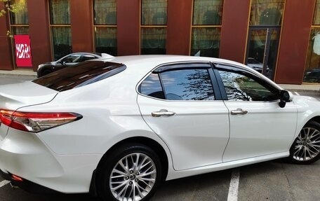 Toyota Camry, 2021 год, 2 390 000 рублей, 16 фотография