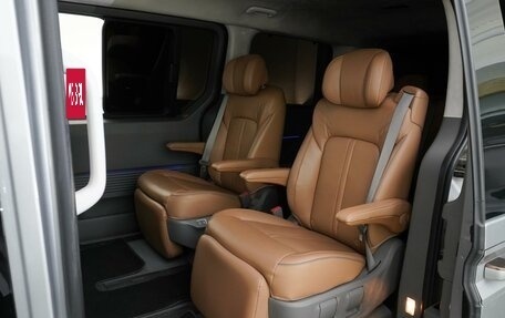 Hyundai Staria, 2022 год, 5 790 000 рублей, 10 фотография
