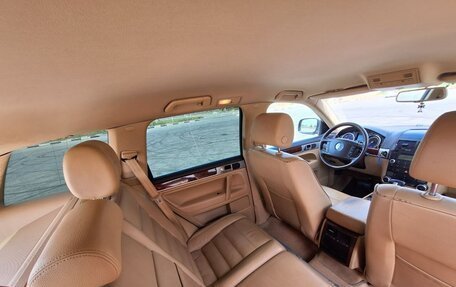 Volkswagen Touareg III, 2006 год, 1 350 000 рублей, 8 фотография