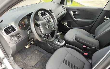 Volkswagen Polo VI (EU Market), 2016 год, 1 300 000 рублей, 17 фотография