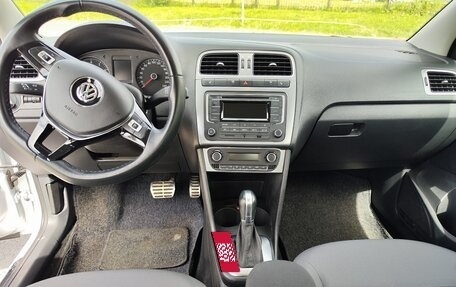 Volkswagen Polo VI (EU Market), 2016 год, 1 300 000 рублей, 21 фотография