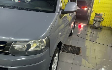 Volkswagen Caravelle T5, 2012 год, 1 500 000 рублей, 4 фотография