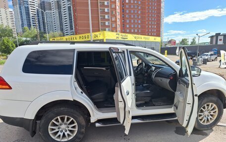 Mitsubishi Pajero Sport II рестайлинг, 2010 год, 1 700 000 рублей, 13 фотография