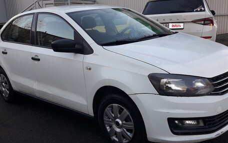 Volkswagen Polo VI (EU Market), 2017 год, 455 000 рублей, 4 фотография