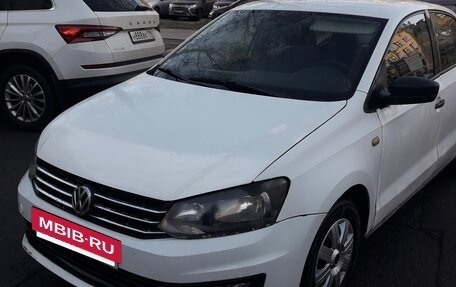 Volkswagen Polo VI (EU Market), 2017 год, 455 000 рублей, 2 фотография